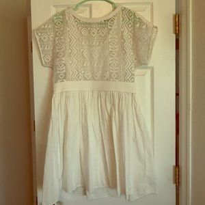 Very fun white dress